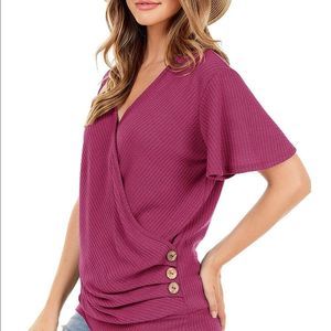 V-neck waffle top * cross wrap * Short sleeve * Medium